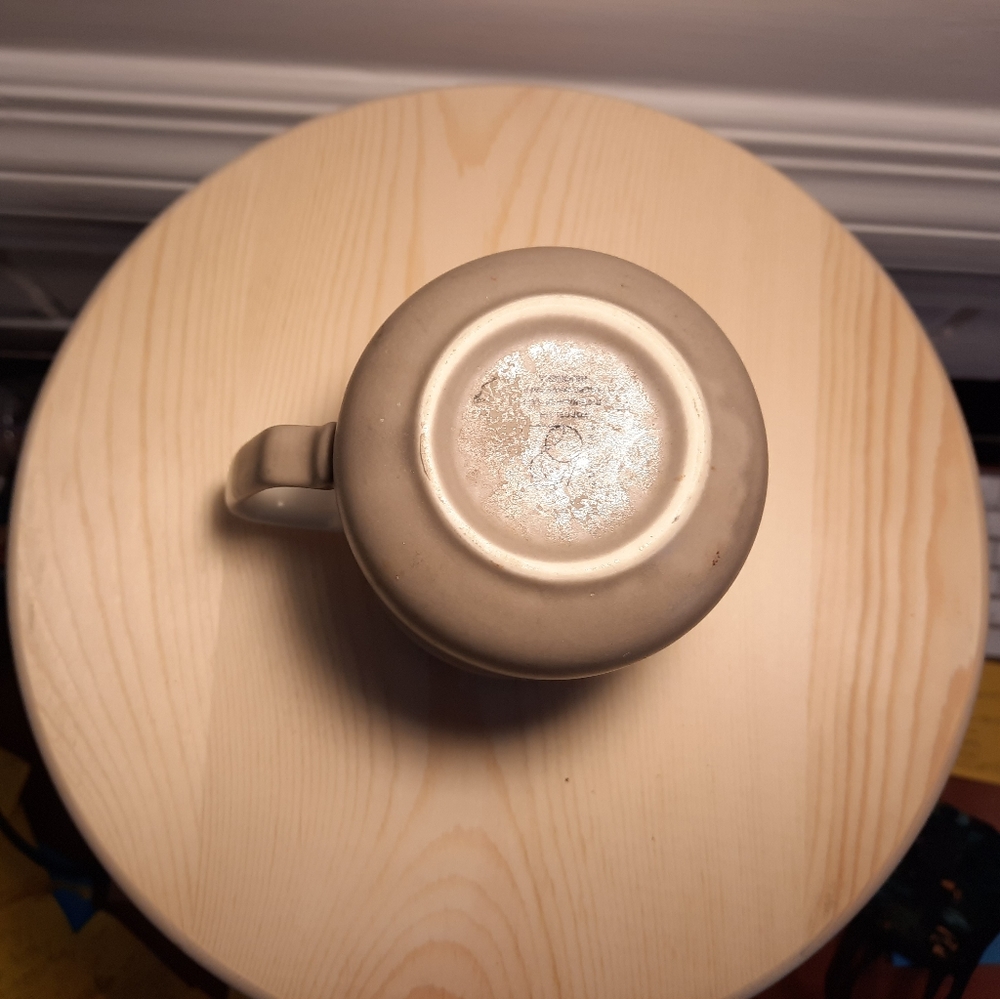 Modern Ceramic Mug Pair - Picture 4 of 6